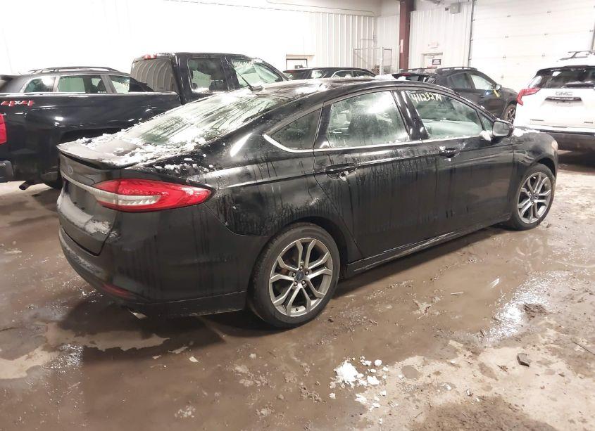 Photo 4 of 2017 Ford Fusion HYBRID SE (VIN 3FA6P0LU5HR222992)