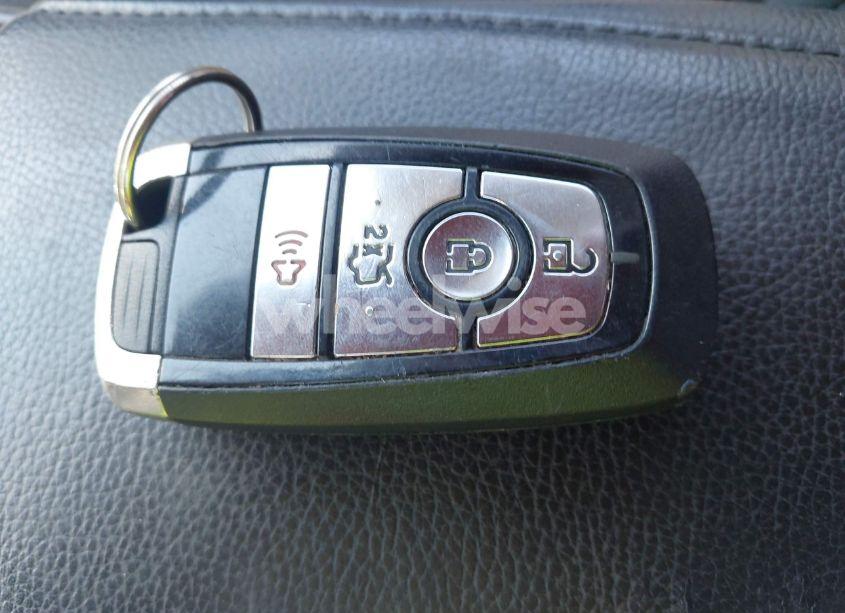 Photo 11 of 2017 Ford Fusion HYBRID SE (VIN 3FA6P0LU5HR247617)