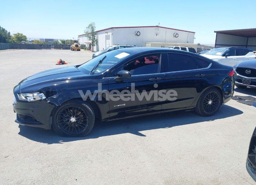 Photo 15 of 2017 Ford Fusion HYBRID SE (VIN 3FA6P0LU5HR247617)