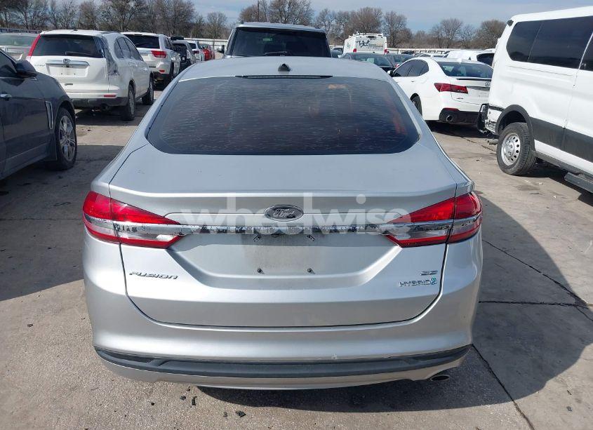 Photo 16 of 2017 Ford Fusion HYBRID SE (VIN 3FA6P0LU5HR381222)