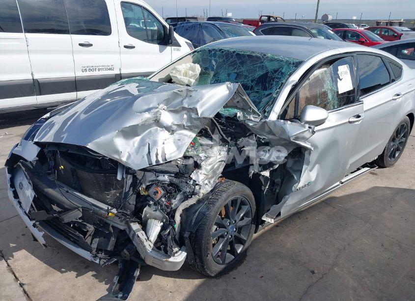 Photo 6 of 2017 Ford Fusion HYBRID SE (VIN 3FA6P0LU5HR381222)