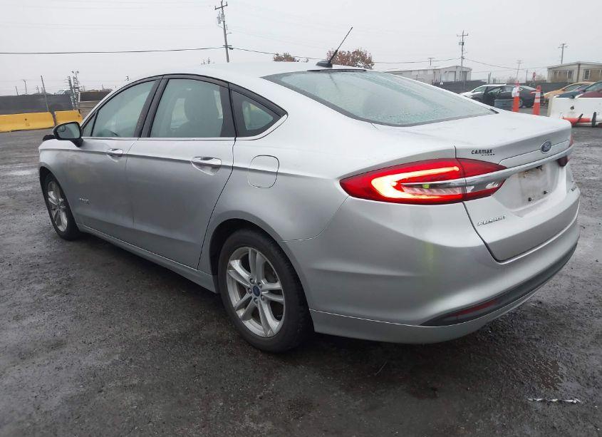 Photo 3 of 2018 Ford Fusion HYBRID SE (VIN 3FA6P0LU5JR128522)