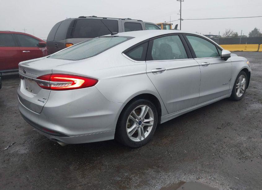 Photo 4 of 2018 Ford Fusion HYBRID SE (VIN 3FA6P0LU5JR128522)