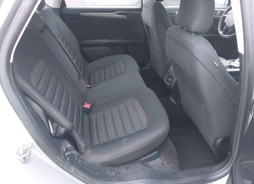 Photo 8 of 2018 Ford Fusion HYBRID SE (VIN 3FA6P0LU5JR128522)