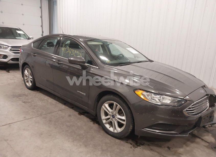 2018 Ford Fusion HYBRID SE (VIN 3FA6P0LU5JR277271) main photo