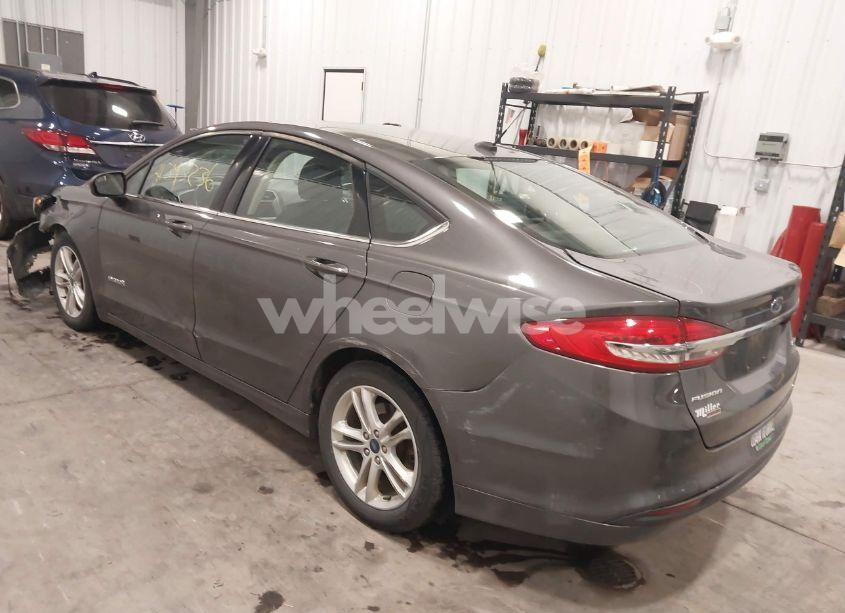 Photo 3 of 2018 Ford Fusion HYBRID SE (VIN 3FA6P0LU5JR277271)