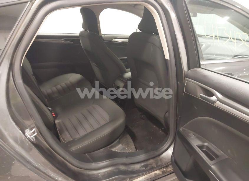 Photo 8 of 2018 Ford Fusion HYBRID SE (VIN 3FA6P0LU5JR277271)