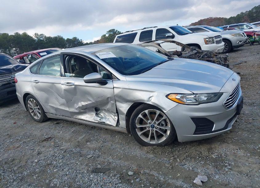 Photo 13 of 2019 Ford Fusion HYBRID SE (VIN 3FA6P0LU5KR114766)