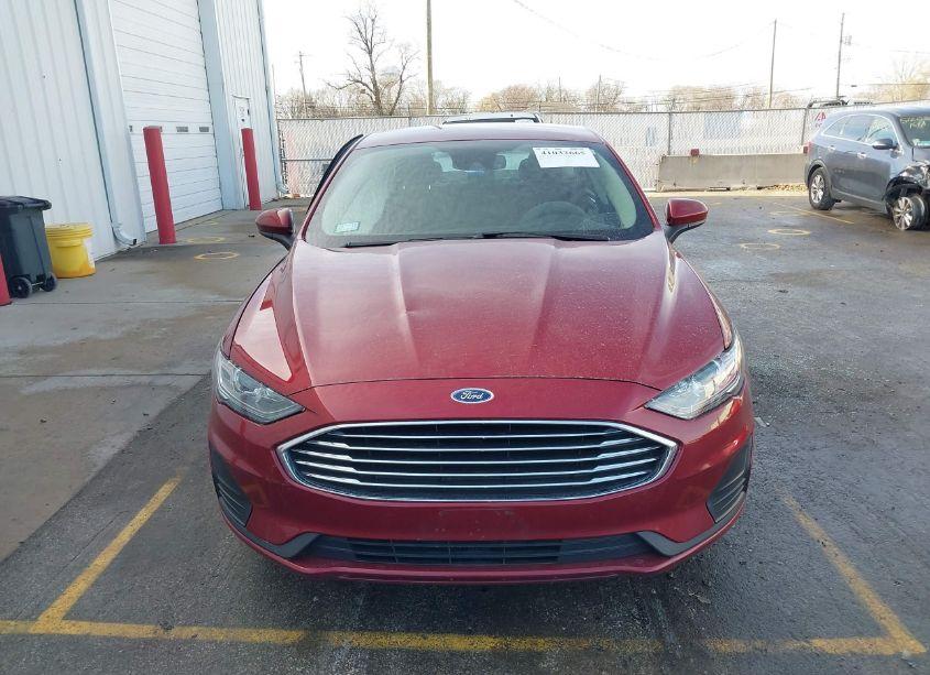 Photo 12 of 2019 Ford Fusion HYBRID SE (VIN 3FA6P0LU5KR168133)