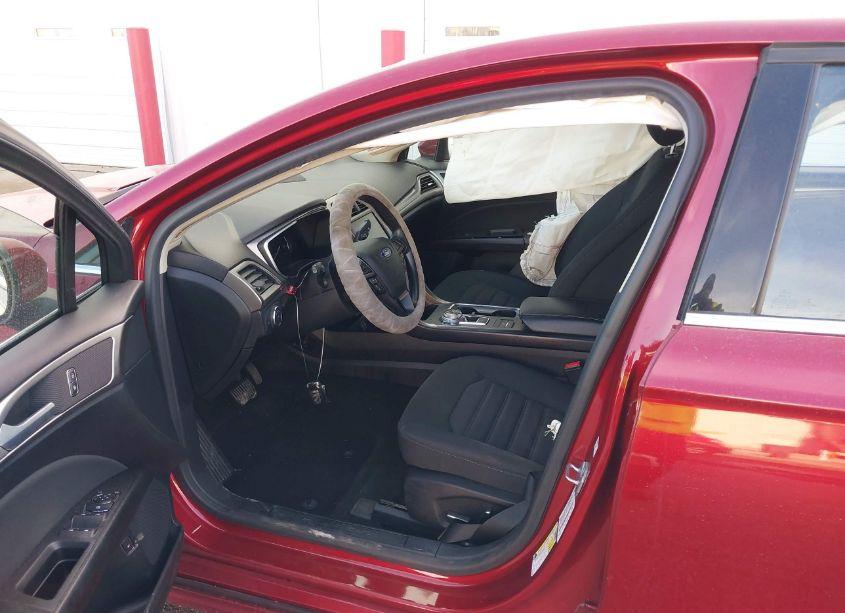 Photo 5 of 2019 Ford Fusion HYBRID SE (VIN 3FA6P0LU5KR168133)