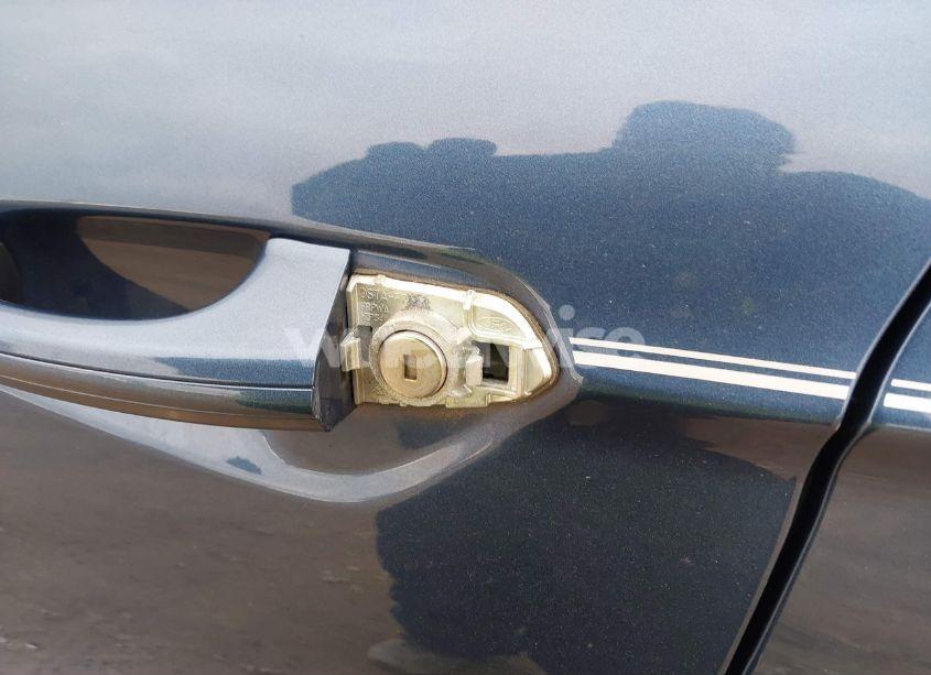 Photo 21 of 2019 Ford Fusion HYBRID SE (VIN 3FA6P0LU5KR168701)