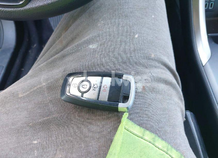 Photo 11 of 2019 Ford Fusion HYBRID SE (VIN 3FA6P0LU5KR185062)