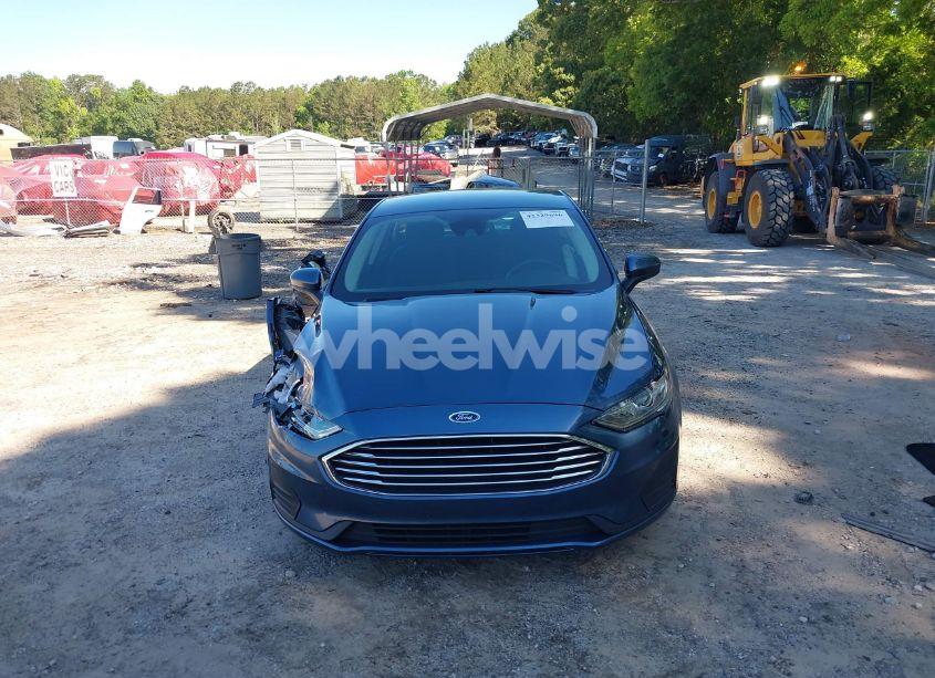 Photo 12 of 2019 Ford Fusion HYBRID SE (VIN 3FA6P0LU5KR185062)