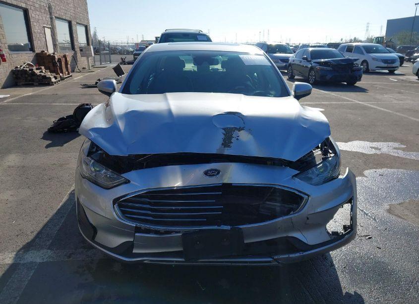 Photo 12 of 2019 Ford Fusion HYBRID SE (VIN 3FA6P0LU5KR207478)