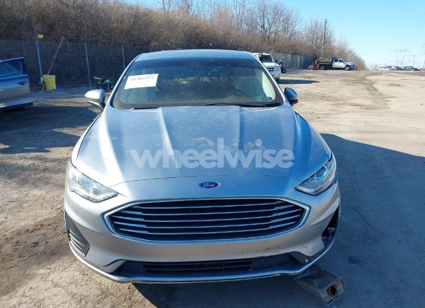 Photo 13 of 2020 Ford Fusion HYBRID SE (VIN 3FA6P0LU5LR142777)