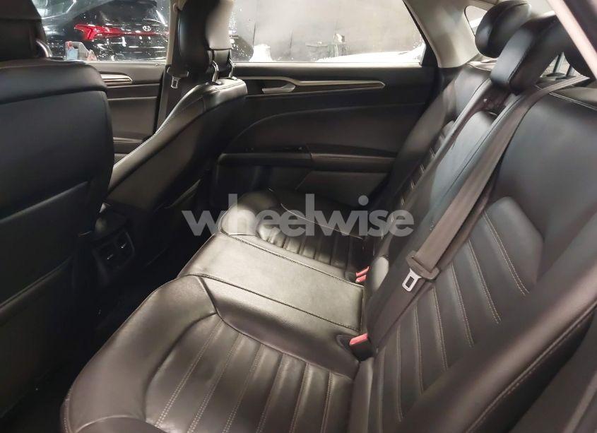 Photo 8 of 2013 Ford Fusion HYBRID SE (VIN 3FA6P0LU6DR136889)