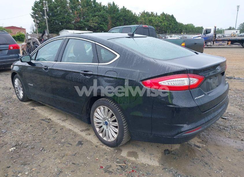 Photo 3 of 2013 Ford Fusion HYBRID SE (VIN 3FA6P0LU6DR181900)