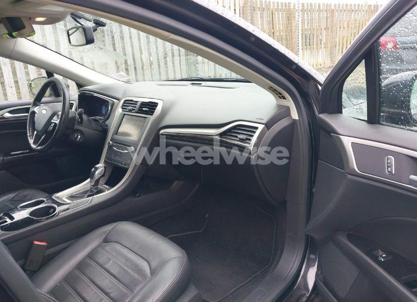 Photo 5 of 2013 Ford Fusion HYBRID SE (VIN 3FA6P0LU6DR181900)