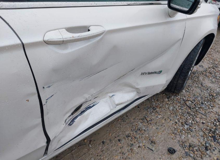 Photo 5 of 2014 Ford Fusion HYBRID SE (VIN 3FA6P0LU6ER120029)