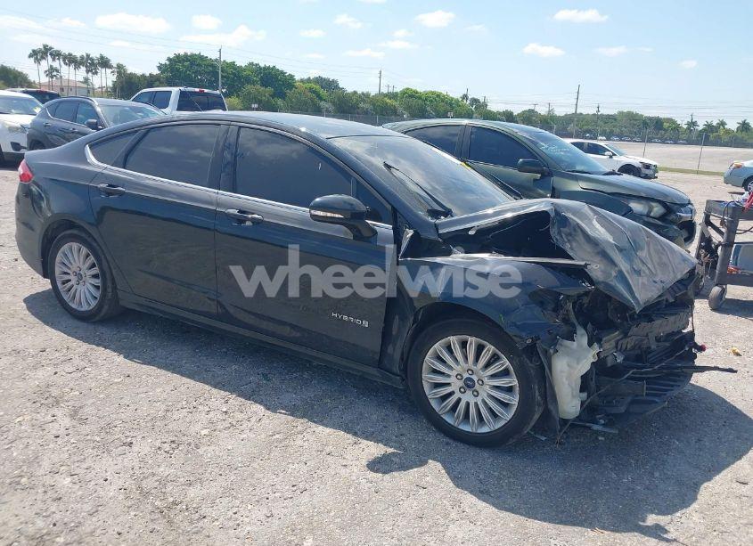2014 Ford Fusion HYBRID SE (VIN 3FA6P0LU6ER314592) main photo
