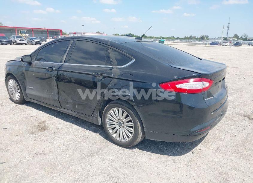 Photo 3 of 2014 Ford Fusion HYBRID SE (VIN 3FA6P0LU6ER314592)