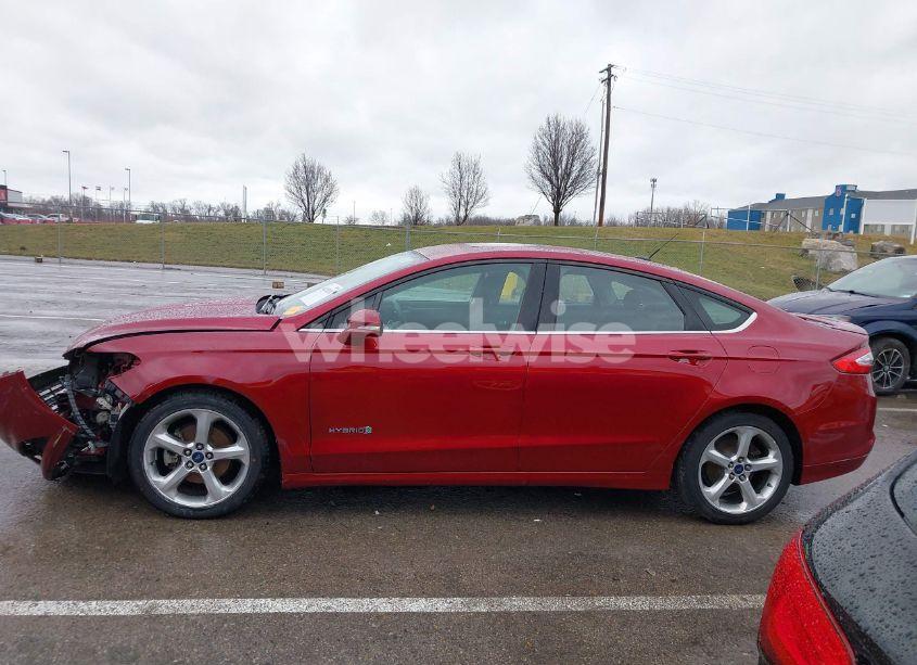 Photo 15 of 2014 Ford Fusion HYBRID SE (VIN 3FA6P0LU6ER315743)