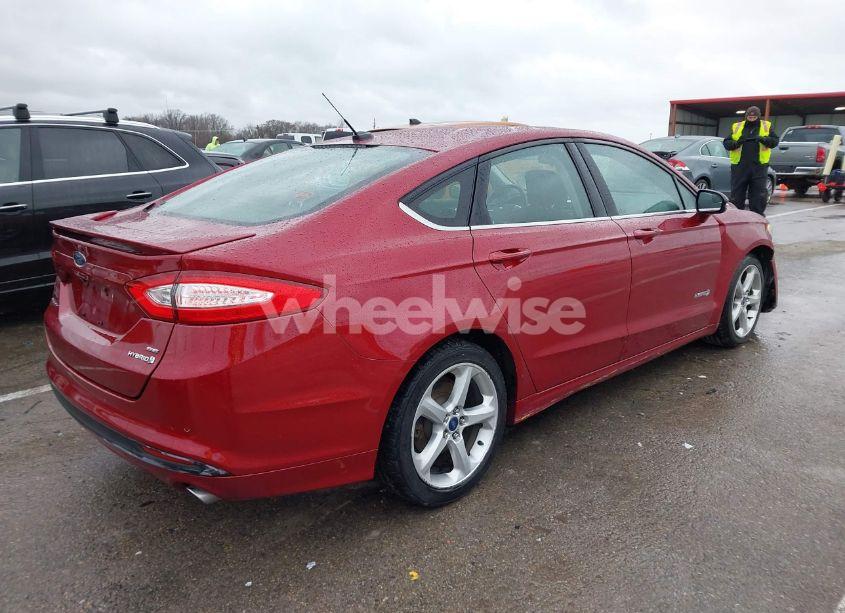 Photo 4 of 2014 Ford Fusion HYBRID SE (VIN 3FA6P0LU6ER315743)