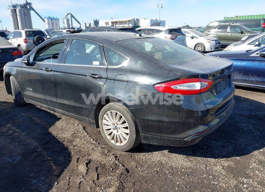 Photo 3 of 2014 Ford Fusion HYBRID SE (VIN 3FA6P0LU6ER318822)