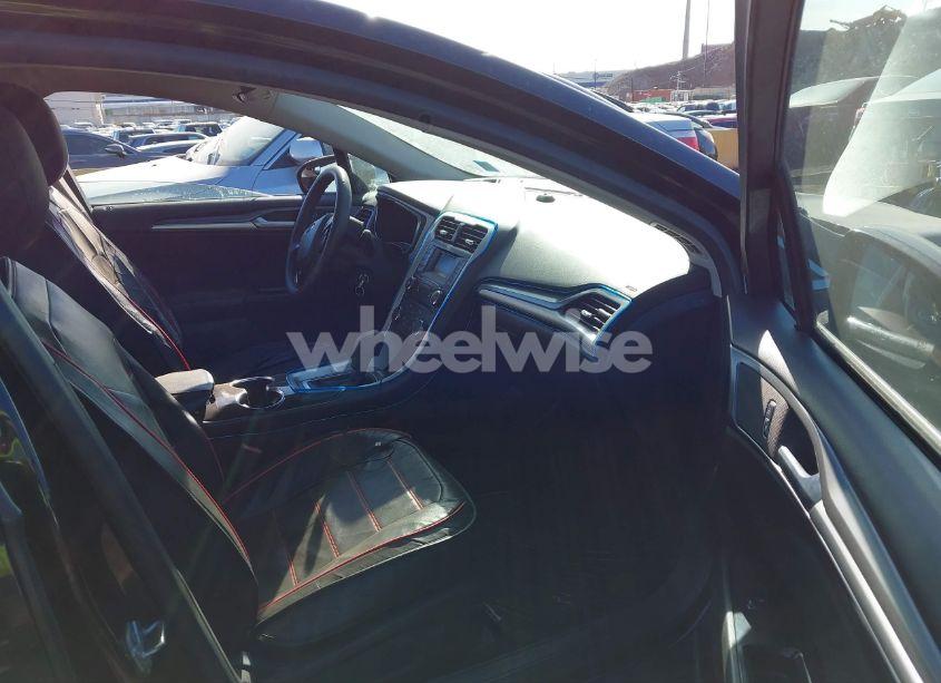 Photo 5 of 2014 Ford Fusion HYBRID SE (VIN 3FA6P0LU6ER318822)