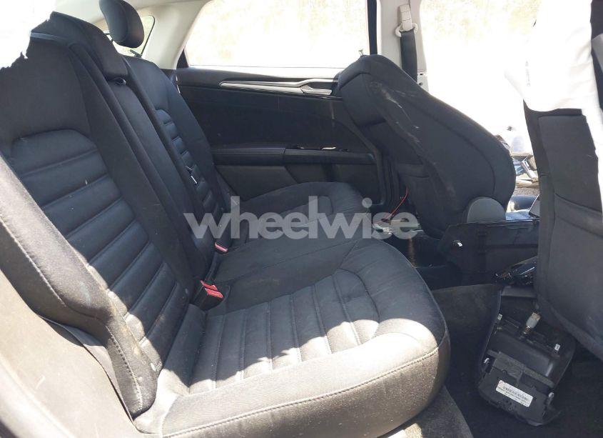 Photo 8 of 2015 Ford Fusion HYBRID SE (VIN 3FA6P0LU6FR166655)