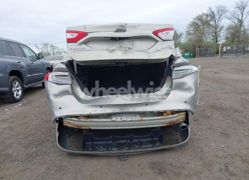 Photo 6 of 2015 Ford Fusion HYBRID SE (VIN 3FA6P0LU6FR210606)