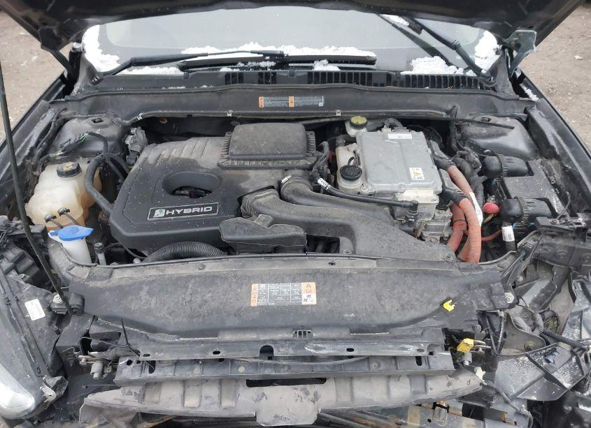 Photo 10 of 2015 Ford Fusion SE HYBRID (VIN 3FA6P0LU6FR246764)