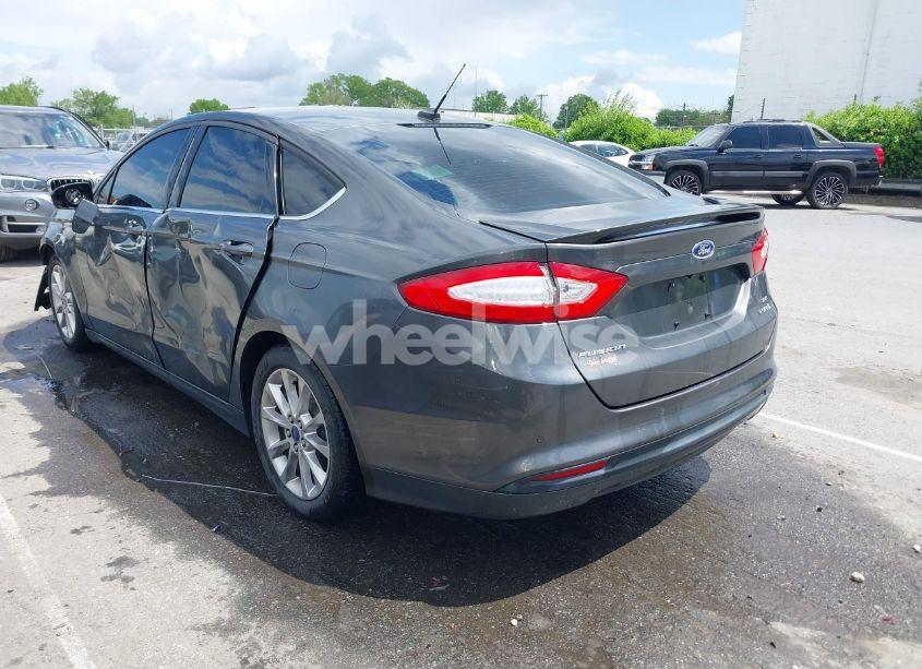 Photo 3 of 2016 Ford Fusion SE HYBRID (VIN 3FA6P0LU6GR127095)