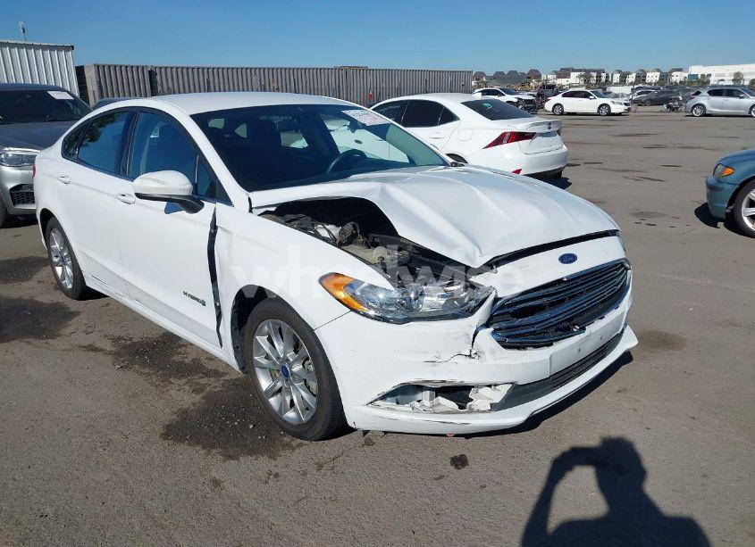 Photo 6 of 2017 Ford Fusion HYBRID SE (VIN 3FA6P0LU6HR238408)