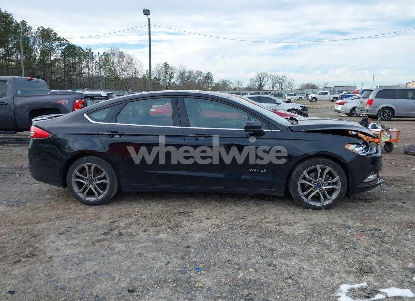 Photo 13 of 2017 Ford Fusion HYBRID SE (VIN 3FA6P0LU6HR259114)