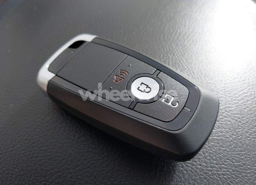 Photo 11 of 2017 Ford Fusion HYBRID SE (VIN 3FA6P0LU6HR261025)