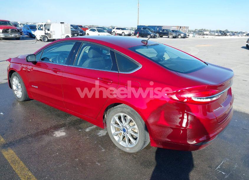 Photo 3 of 2017 Ford Fusion HYBRID SE (VIN 3FA6P0LU6HR261025)