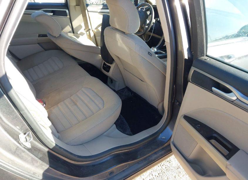 Photo 8 of 2017 Ford Fusion HYBRID SE (VIN 3FA6P0LU6HR315214)