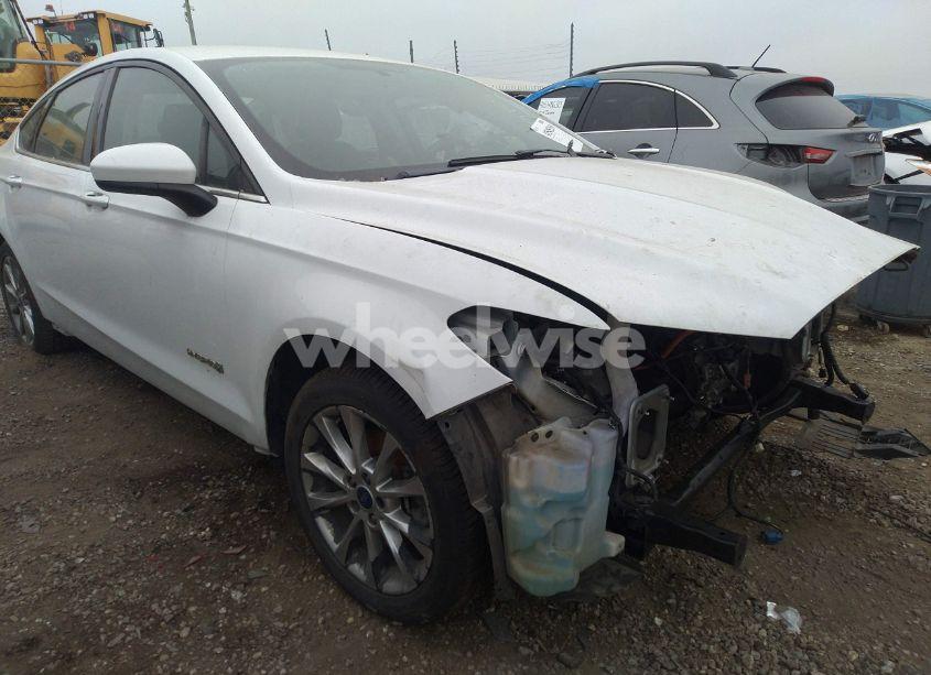 Photo 18 of 2017 Ford Fusion HYBRID SE (VIN 3FA6P0LU6HR344535)