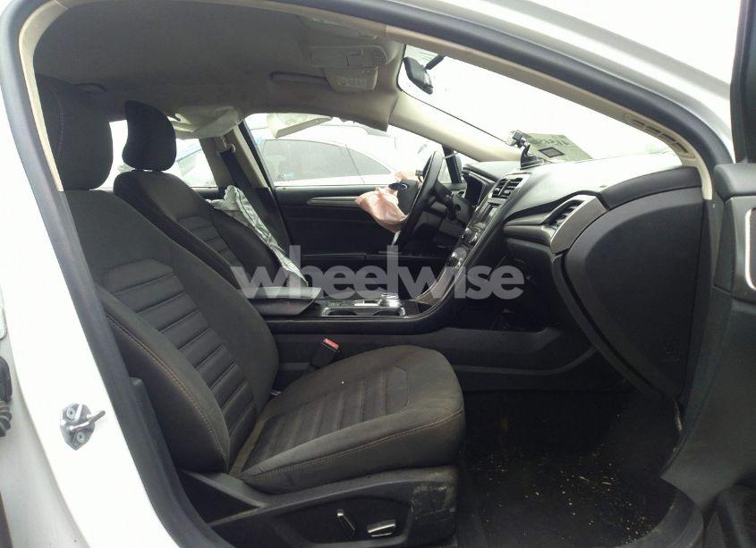 Photo 5 of 2017 Ford Fusion HYBRID SE (VIN 3FA6P0LU6HR344535)