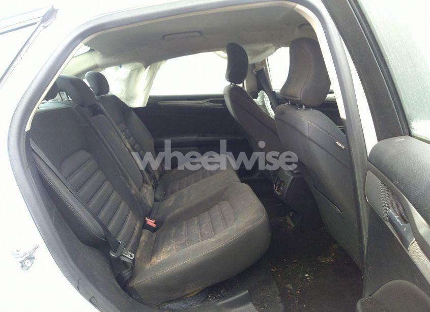 Photo 8 of 2017 Ford Fusion HYBRID SE (VIN 3FA6P0LU6HR344535)