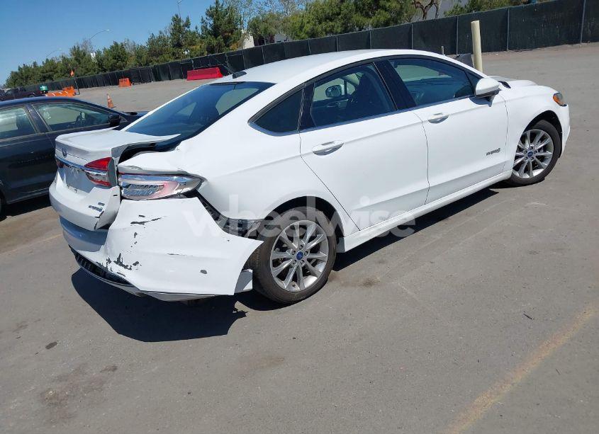 Photo 4 of 2017 Ford Fusion HYBRID SE (VIN 3FA6P0LU6HR357477)