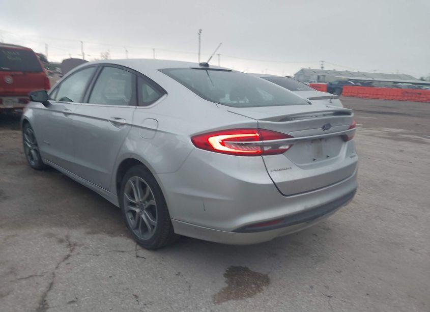 Photo 3 of 2017 Ford Fusion HYBRID SE (VIN 3FA6P0LU6HR382279)