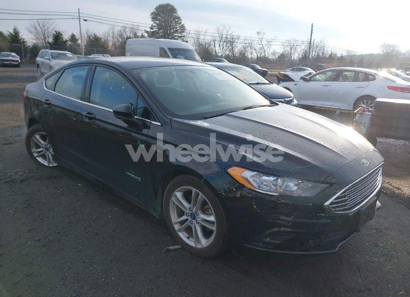 2018 Ford Fusion HYBRID SE (VIN 3FA6P0LU6JR116220) main photo