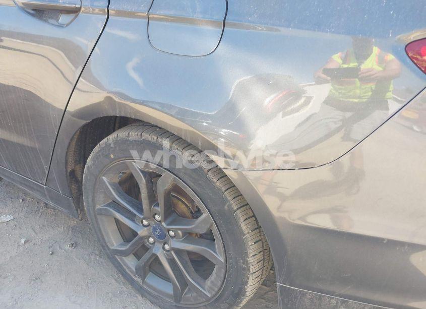 Photo 20 of 2018 Ford Fusion HYBRID SE (VIN 3FA6P0LU6JR118226)