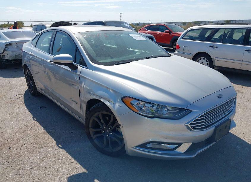 2018 Ford Fusion HYBRID SE (VIN 3FA6P0LU6JR207309) main photo