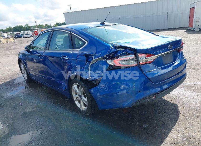 Photo 3 of 2018 Ford Fusion HYBRID SE (VIN 3FA6P0LU6JR227205)