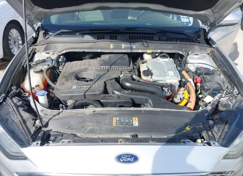 Photo 10 of 2018 Ford Fusion HYBRID SE (VIN 3FA6P0LU6JR269048)