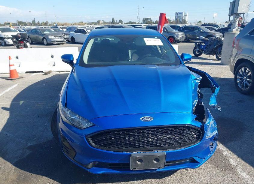 Photo 12 of 2019 Ford Fusion HYBRID SE (VIN 3FA6P0LU6KR143919)