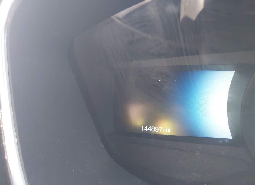 Photo 15 of 2019 Ford Fusion HYBRID SE (VIN 3FA6P0LU6KR143919)